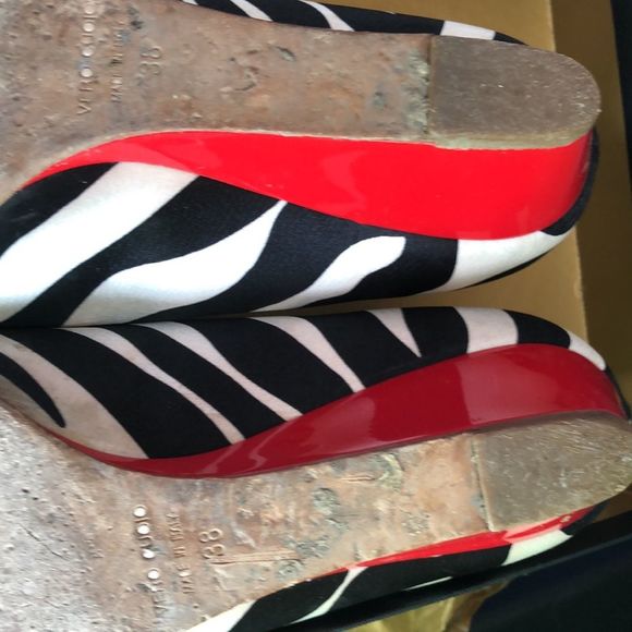 Zebra striped ladies mule - Picture 8 of 8